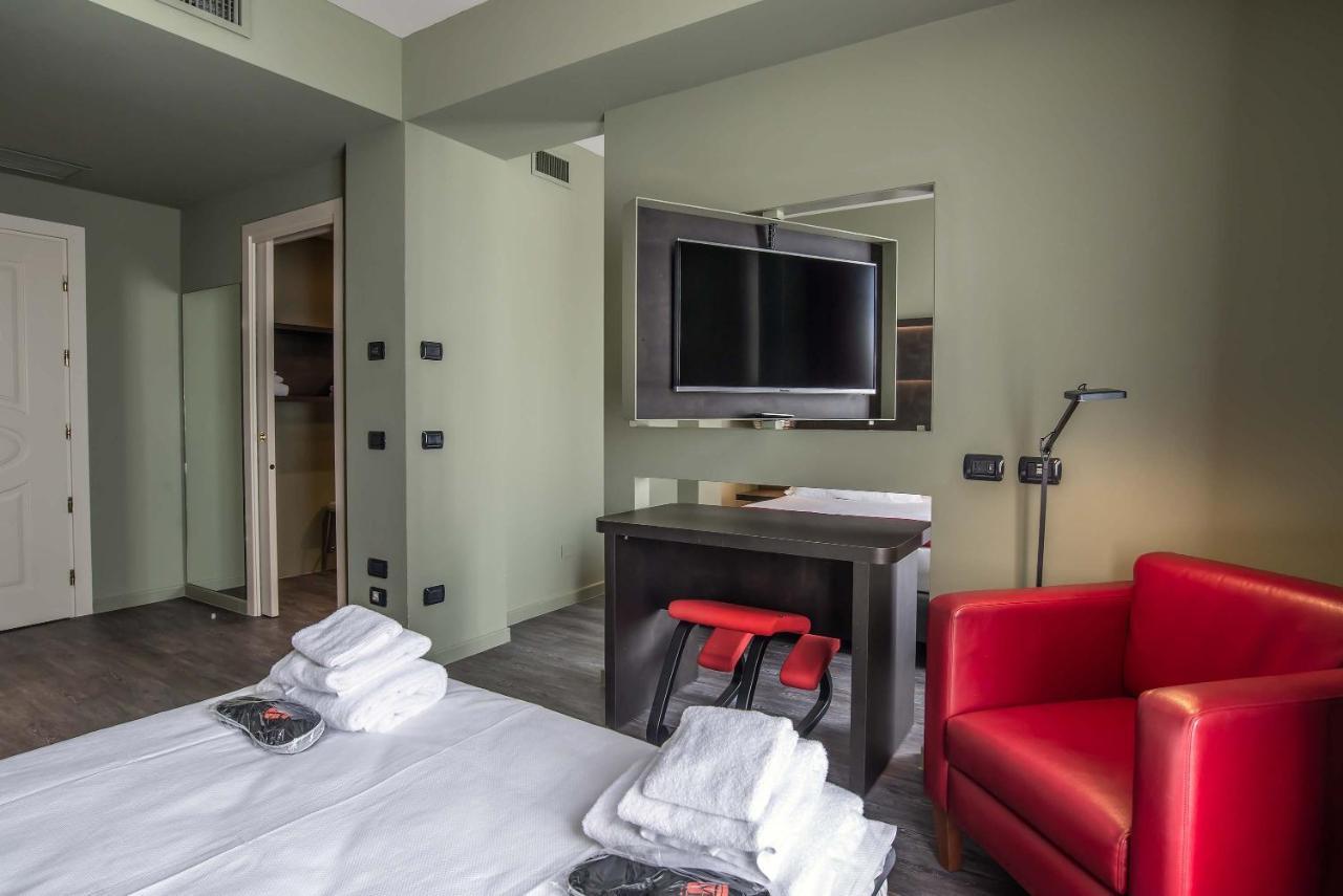 Palace 4*